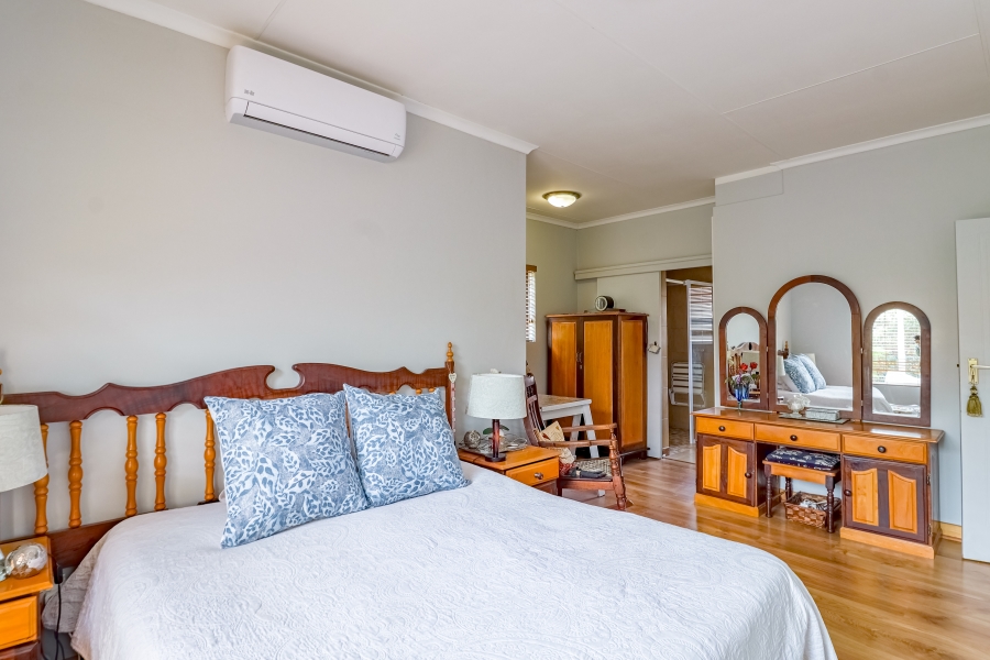 3 Bedroom Property for Sale in The Retreat Gauteng