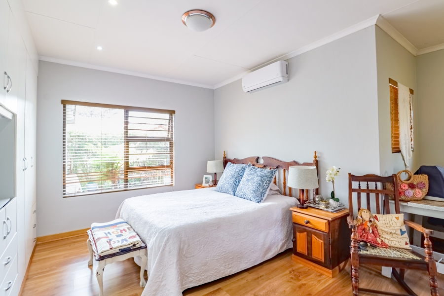 3 Bedroom Property for Sale in The Retreat Gauteng