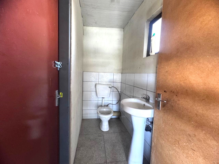 3 Bedroom Property for Sale in Roodekop Gauteng