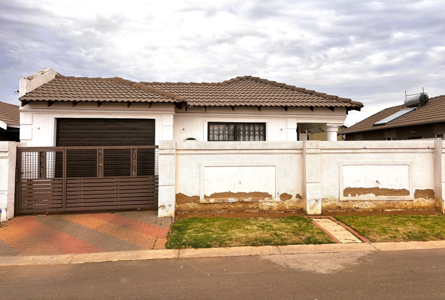 2 Bedroom Property for Sale in Windmill Park Gauteng