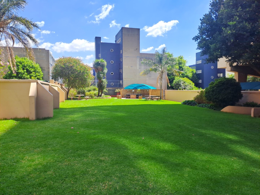 To Let 2 Bedroom Property for Rent in Parktown Gauteng