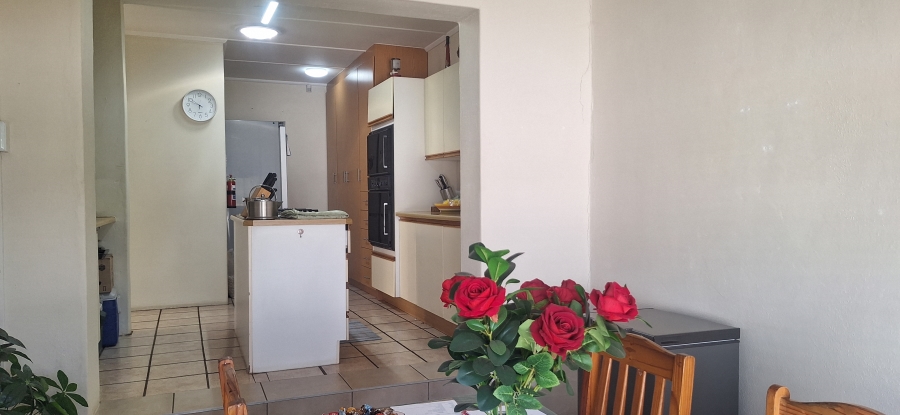 3 Bedroom Property for Sale in Kenmare Gauteng