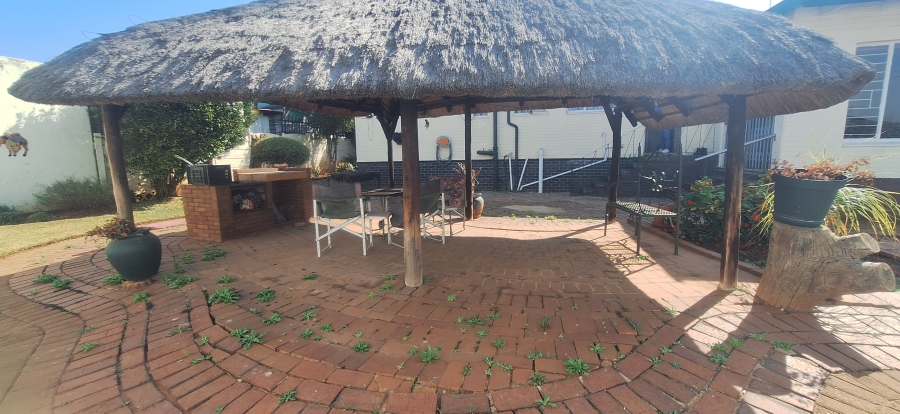 3 Bedroom Property for Sale in Kenmare Gauteng