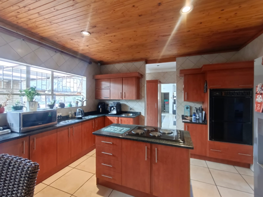 4 Bedroom Property for Sale in Vanderbijlpark SW 5 Gauteng