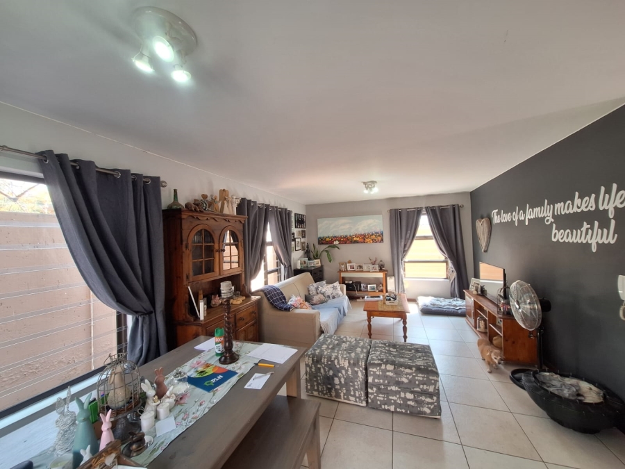 3 Bedroom Property for Sale in Clarens Park Gauteng