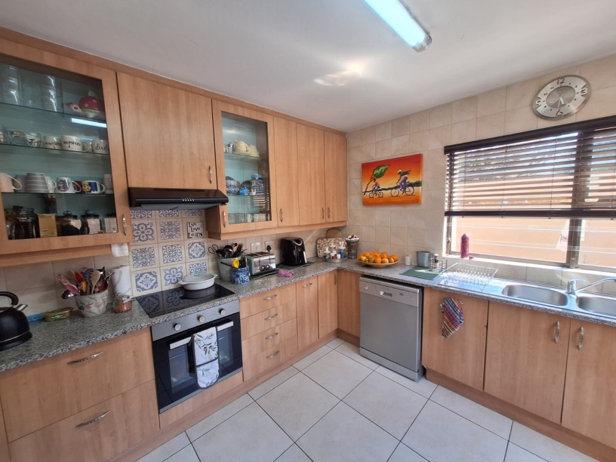3 Bedroom Property for Sale in Clarens Park Gauteng
