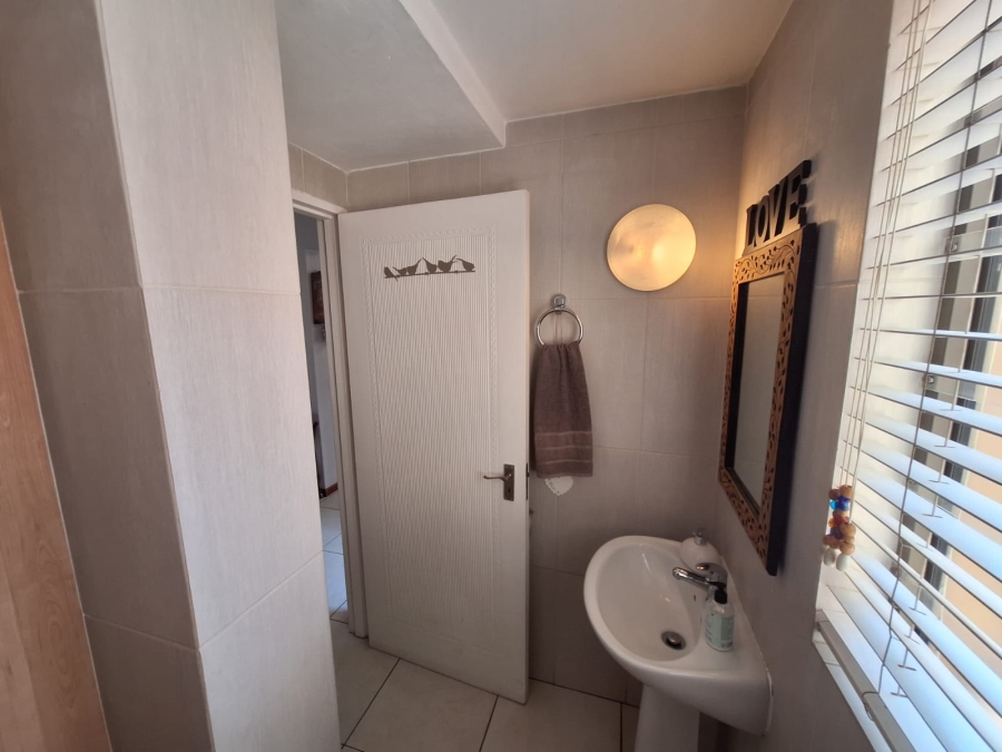 3 Bedroom Property for Sale in Clarens Park Gauteng