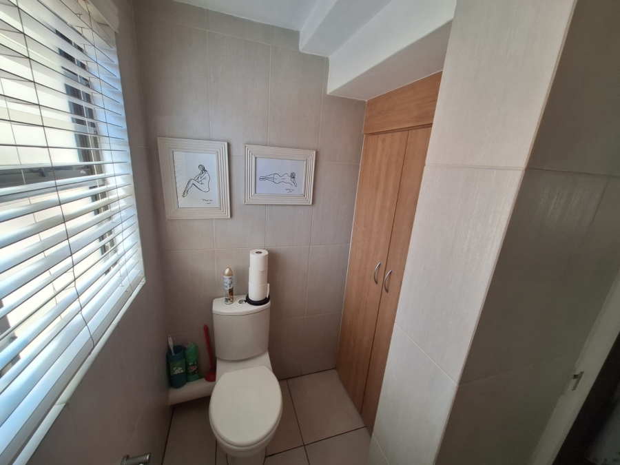 3 Bedroom Property for Sale in Clarens Park Gauteng