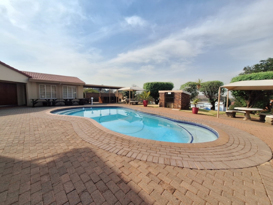 3 Bedroom Property for Sale in Primrose Hill Gauteng