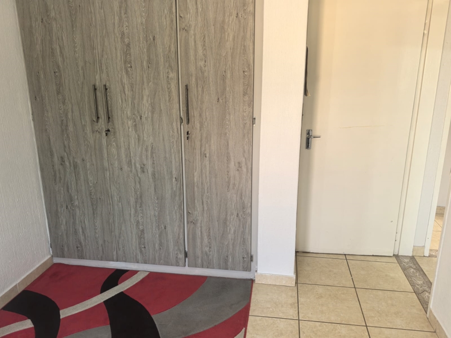 2 Bedroom Property for Sale in Weltevreden Park Gauteng