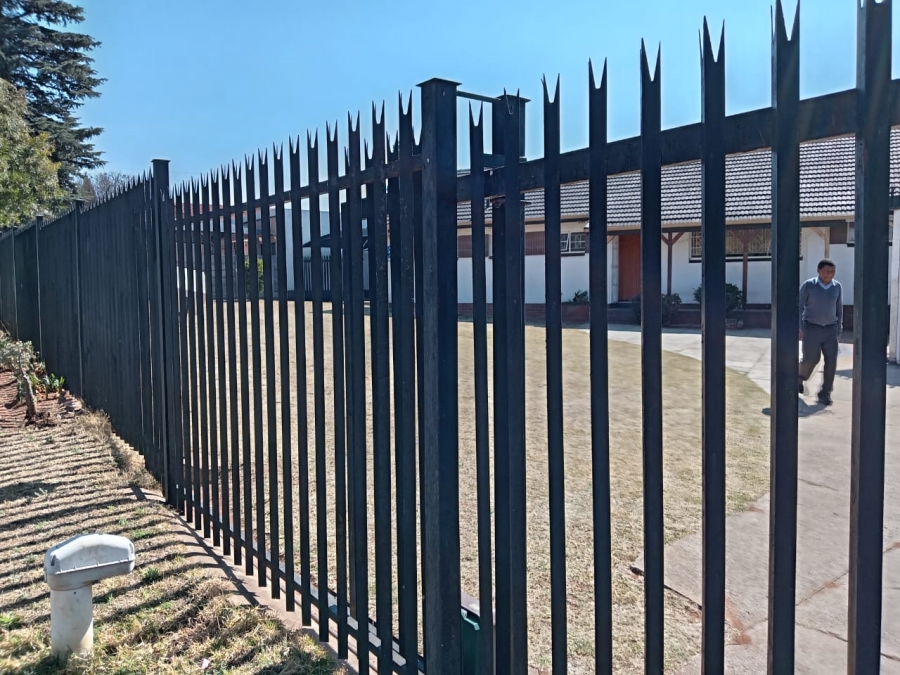 4 Bedroom Property for Sale in Witpoortjie Gauteng