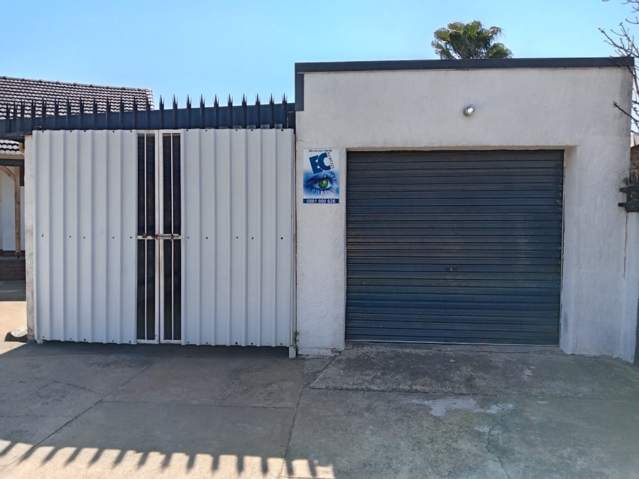 4 Bedroom Property for Sale in Witpoortjie Gauteng
