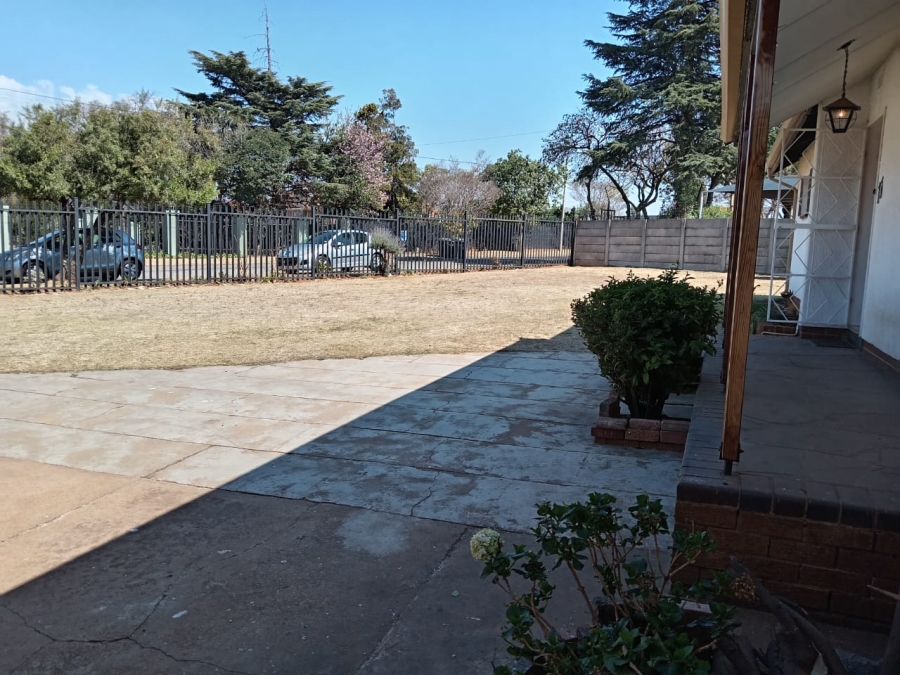 4 Bedroom Property for Sale in Witpoortjie Gauteng