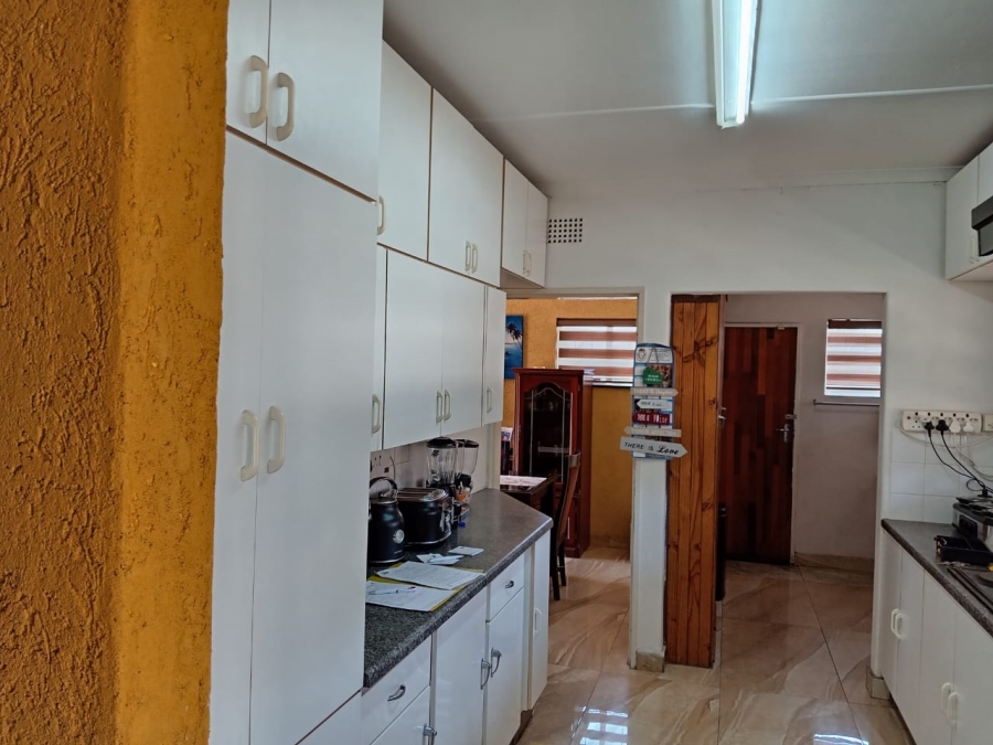 4 Bedroom Property for Sale in Witpoortjie Gauteng