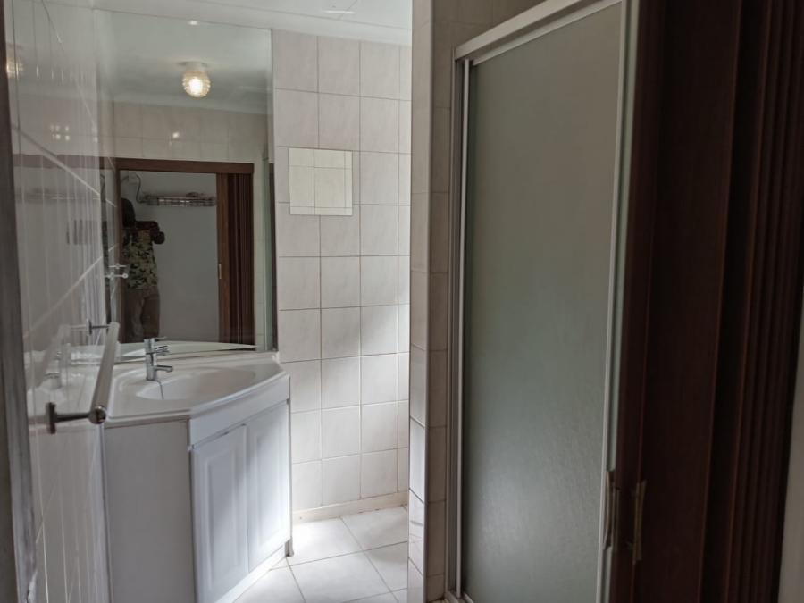 4 Bedroom Property for Sale in Witpoortjie Gauteng