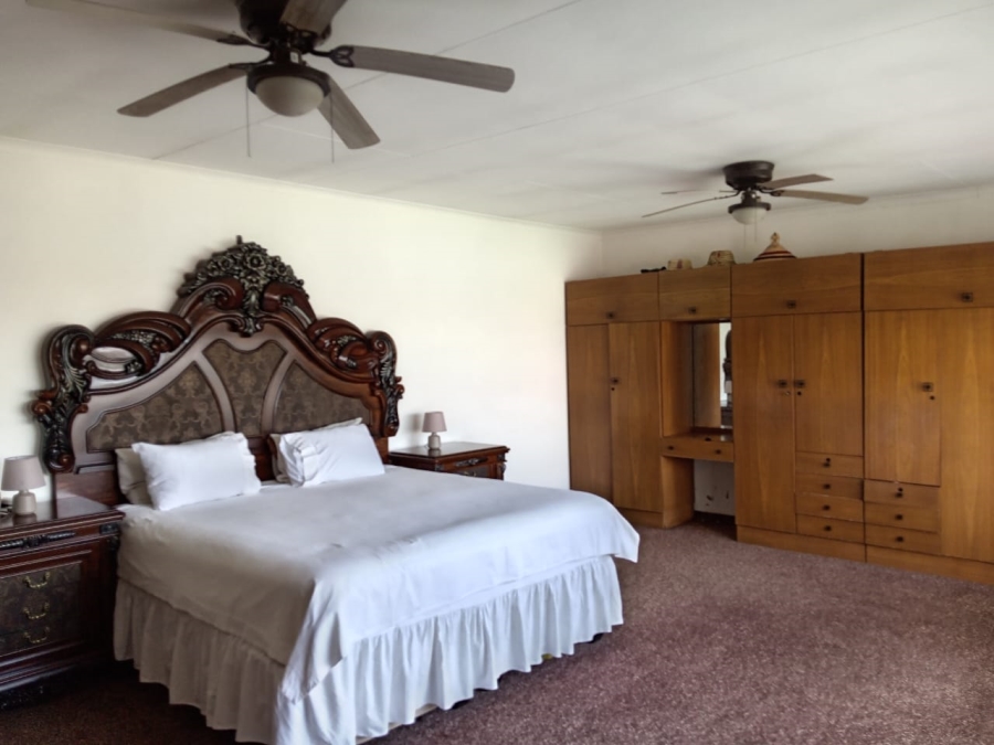 4 Bedroom Property for Sale in Witpoortjie Gauteng