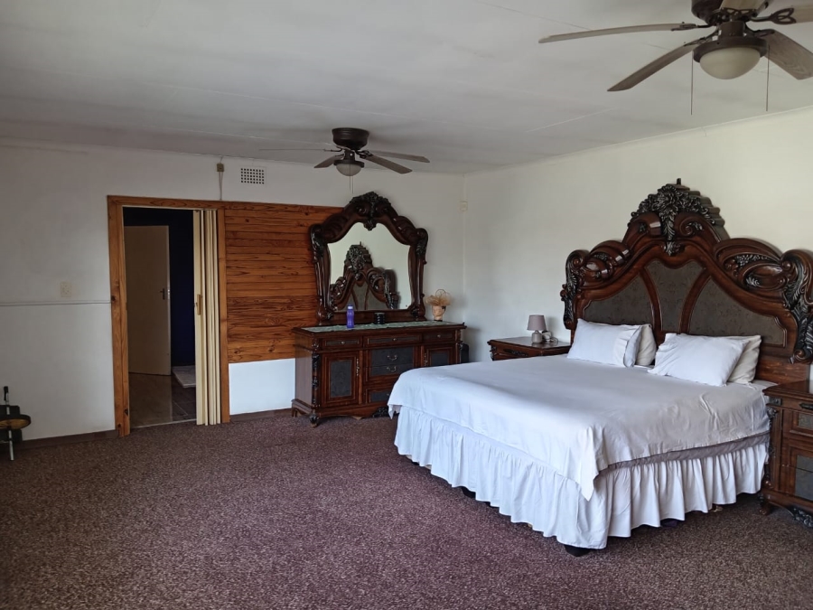 4 Bedroom Property for Sale in Witpoortjie Gauteng
