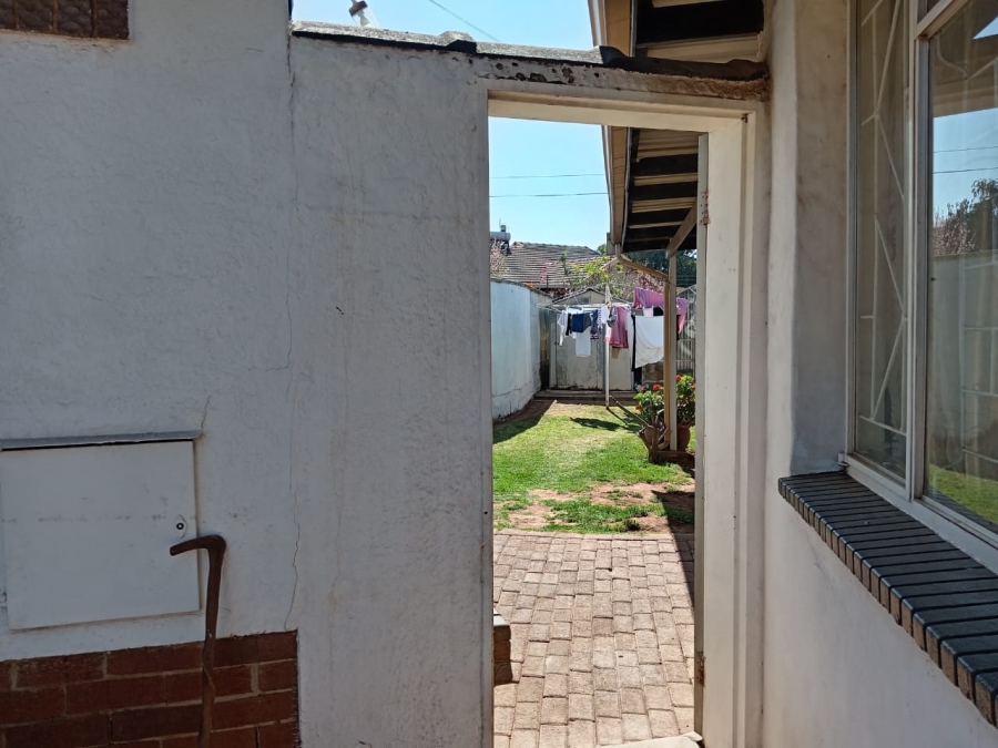 4 Bedroom Property for Sale in Witpoortjie Gauteng