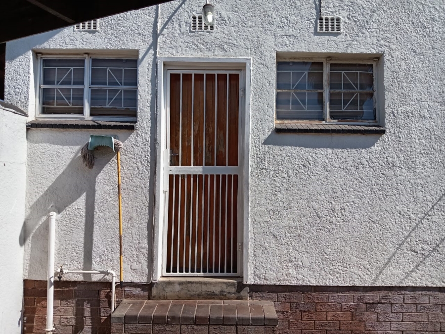 4 Bedroom Property for Sale in Witpoortjie Gauteng