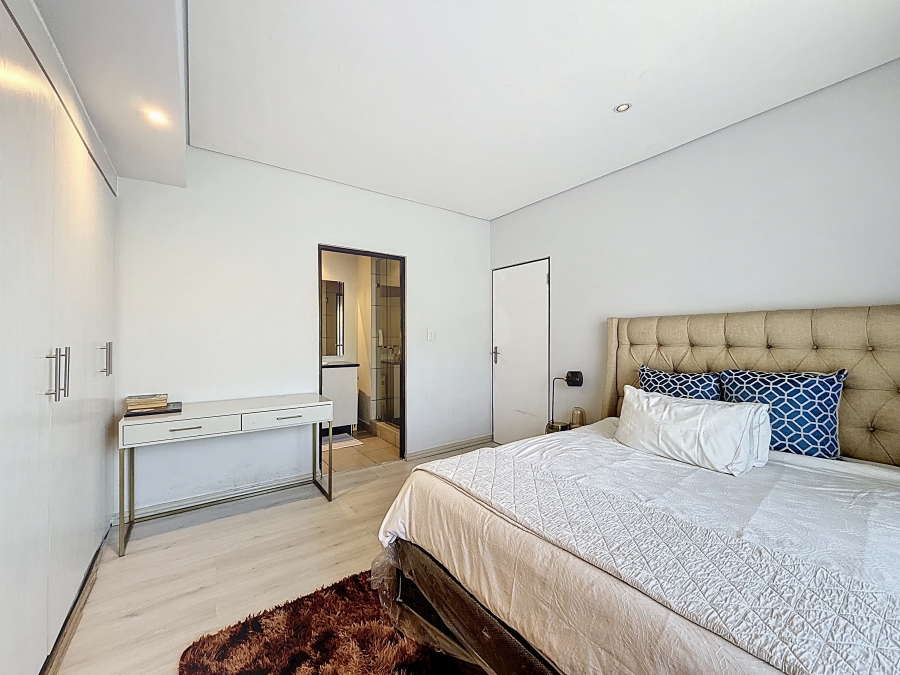 2 Bedroom Property for Sale in Lombardy Estate Gauteng
