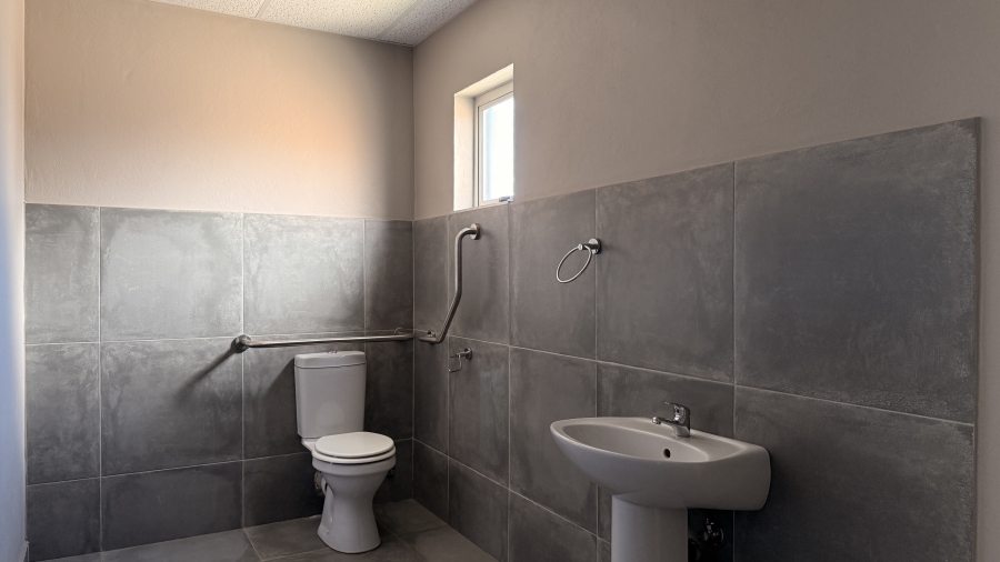 To Let commercial Property for Rent in Knoppieslaagte Gauteng