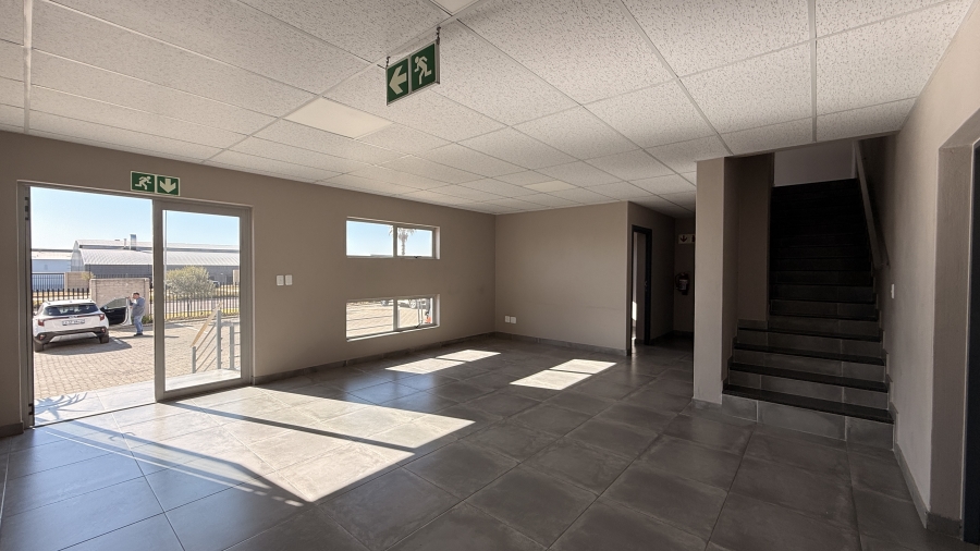 To Let commercial Property for Rent in Knoppieslaagte Gauteng