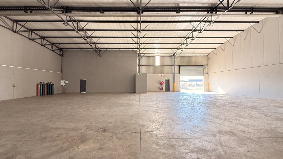 To Let commercial Property for Rent in Knoppieslaagte Gauteng