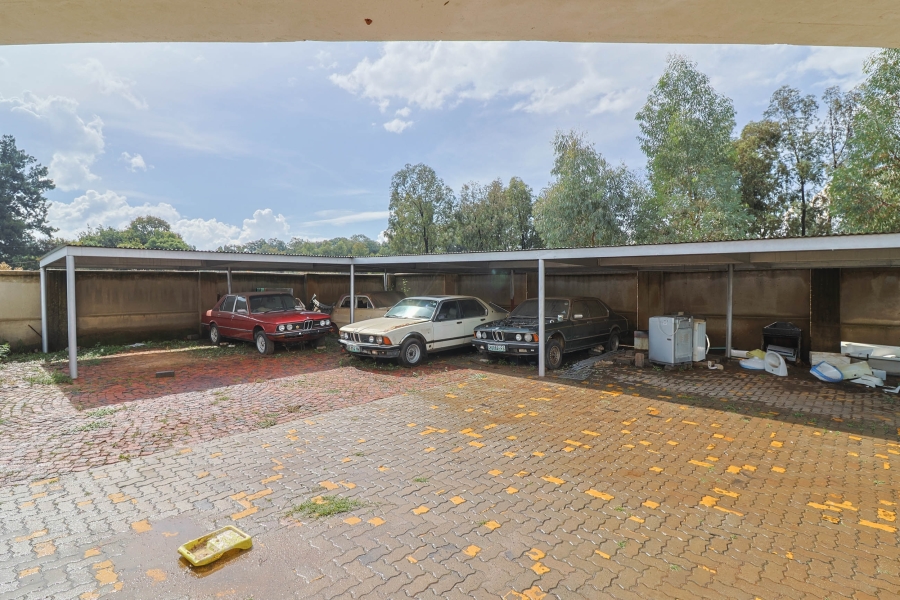 5 Bedroom Property for Sale in Highbury Gauteng