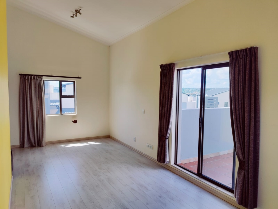 To Let 3 Bedroom Property for Rent in Barbeque Downs Gauteng