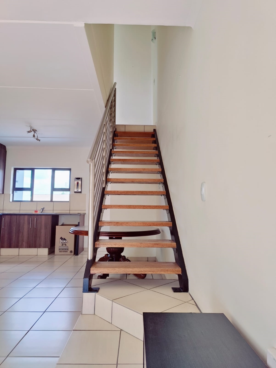 To Let 3 Bedroom Property for Rent in Barbeque Downs Gauteng