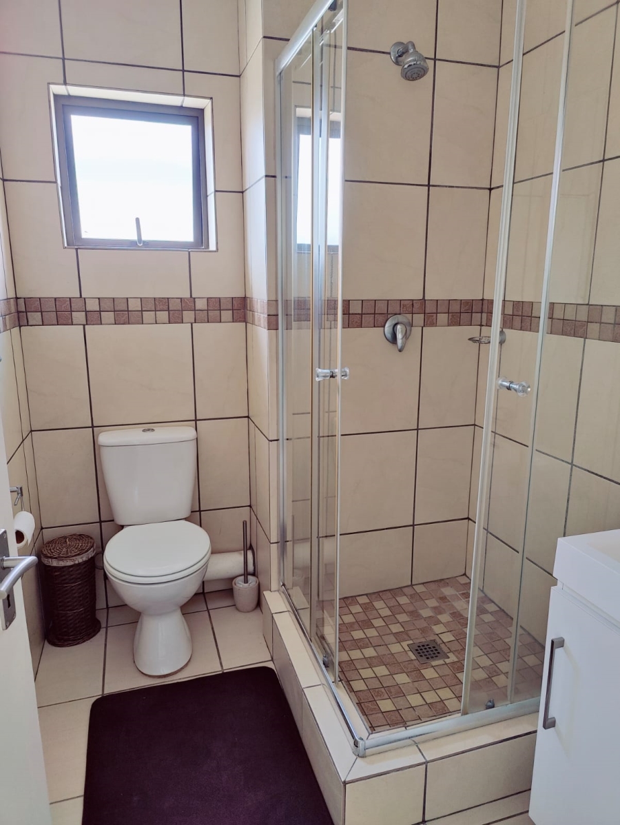 To Let 3 Bedroom Property for Rent in Barbeque Downs Gauteng
