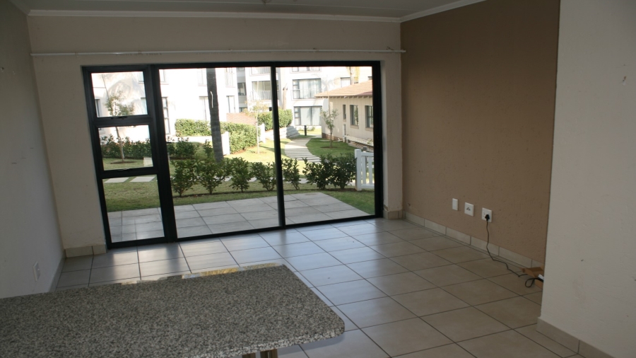 To Let 1 Bedroom Property for Rent in Beverley Gauteng