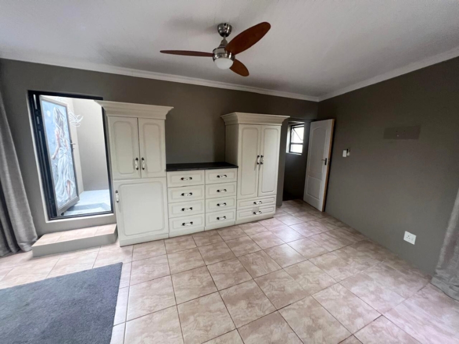 3 Bedroom Property for Sale in Misty Bay Gauteng