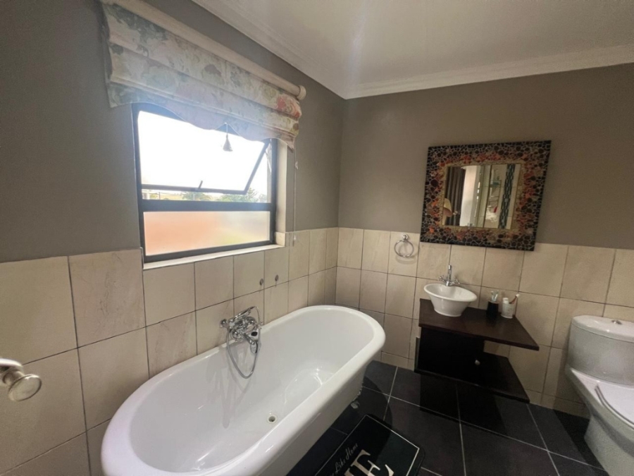 3 Bedroom Property for Sale in Misty Bay Gauteng