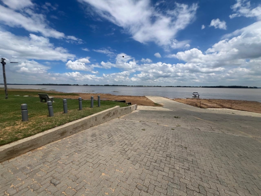 3 Bedroom Property for Sale in Misty Bay Gauteng