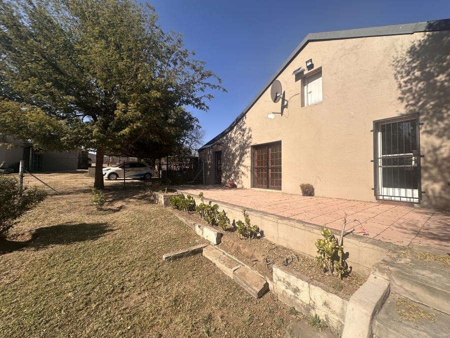 To Let 3 Bedroom Property for Rent in Lanseria Gauteng