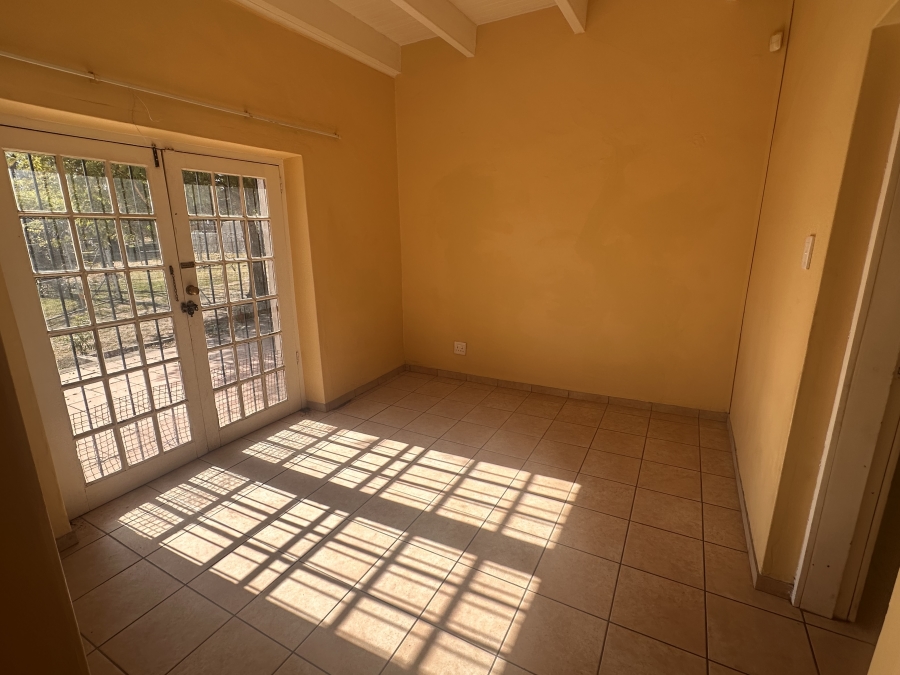 To Let 3 Bedroom Property for Rent in Lanseria Gauteng
