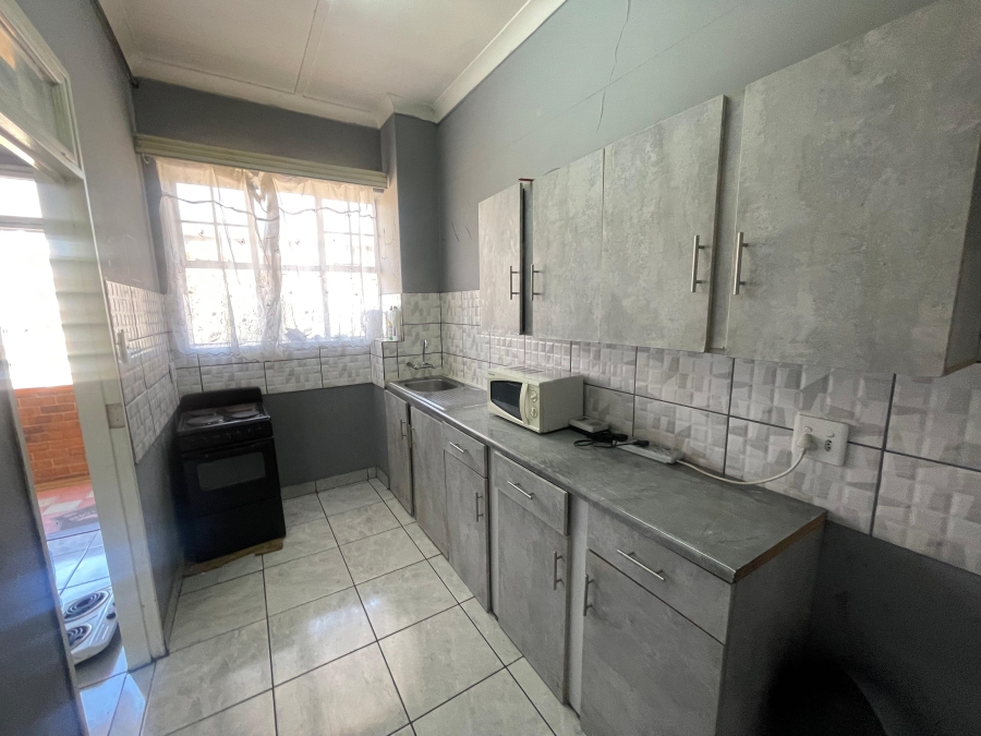 2 Bedroom Property for Sale in Sunnyside Gauteng