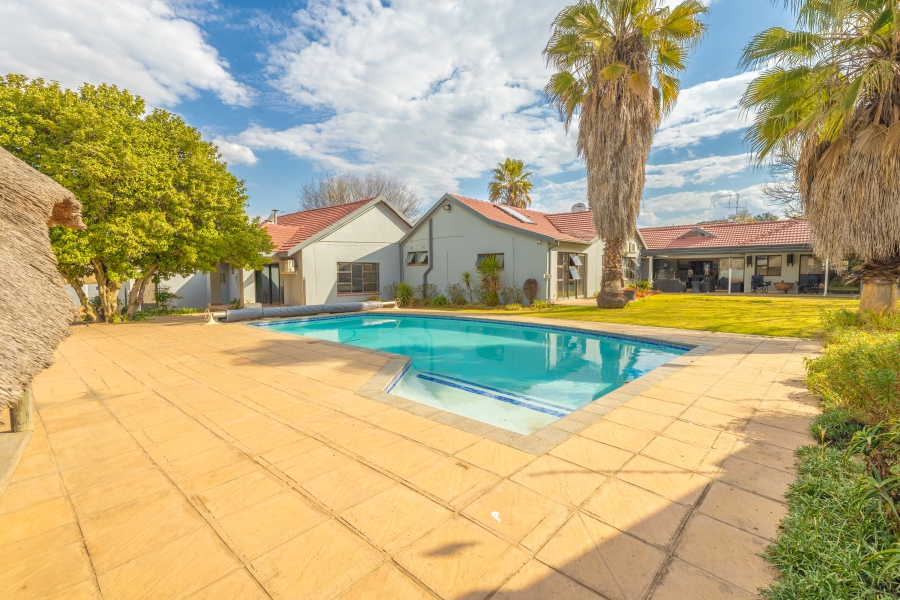 4 Bedroom Property for Sale in Bryanston Gauteng