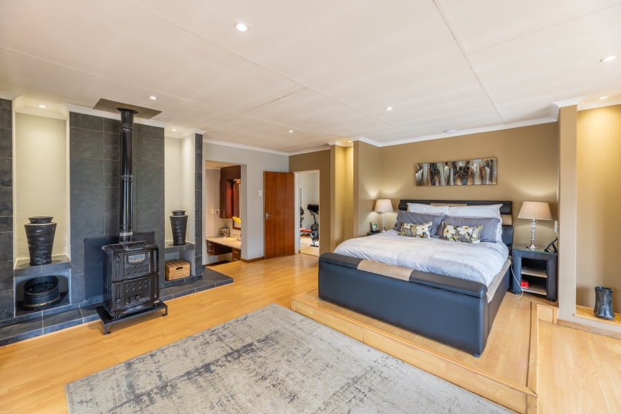 4 Bedroom Property for Sale in Bryanston Gauteng