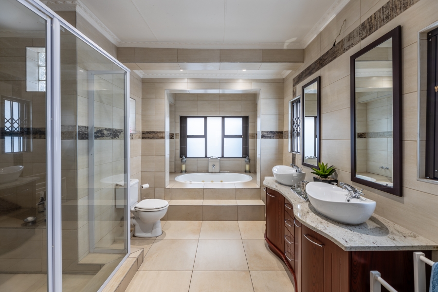 4 Bedroom Property for Sale in Bryanston Gauteng