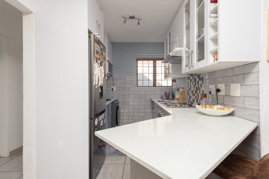 2 Bedroom Property for Sale in Glenvista Gauteng