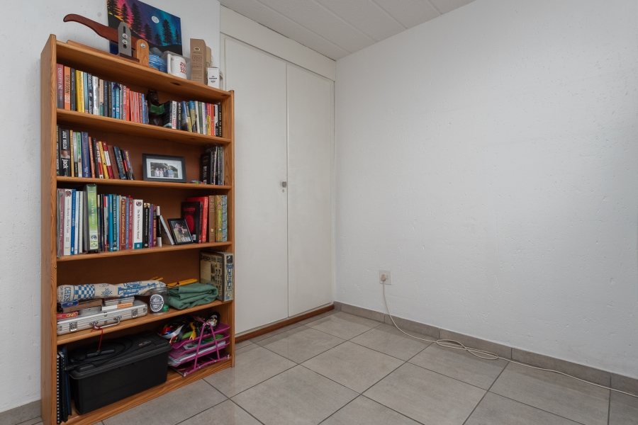 2 Bedroom Property for Sale in Glenvista Gauteng