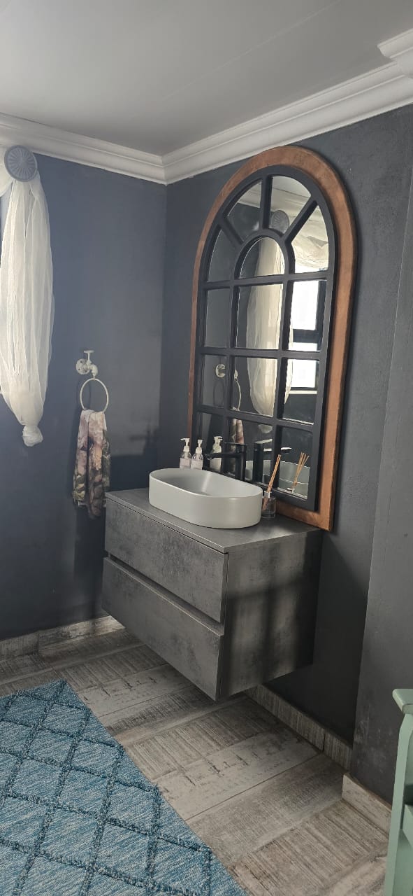 4 Bedroom Property for Sale in Glen Donald A H Gauteng