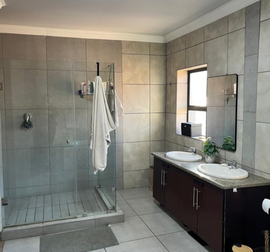 To Let 4 Bedroom Property for Rent in Sable Hills Gauteng