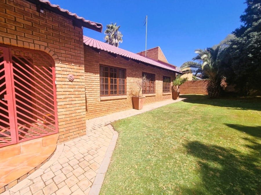 2 Bedroom Property for Sale in Vanderbijlpark SE 4 Gauteng