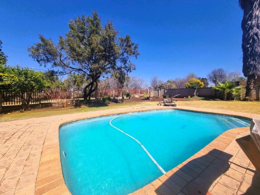 2 Bedroom Property for Sale in Vanderbijlpark SE 4 Gauteng