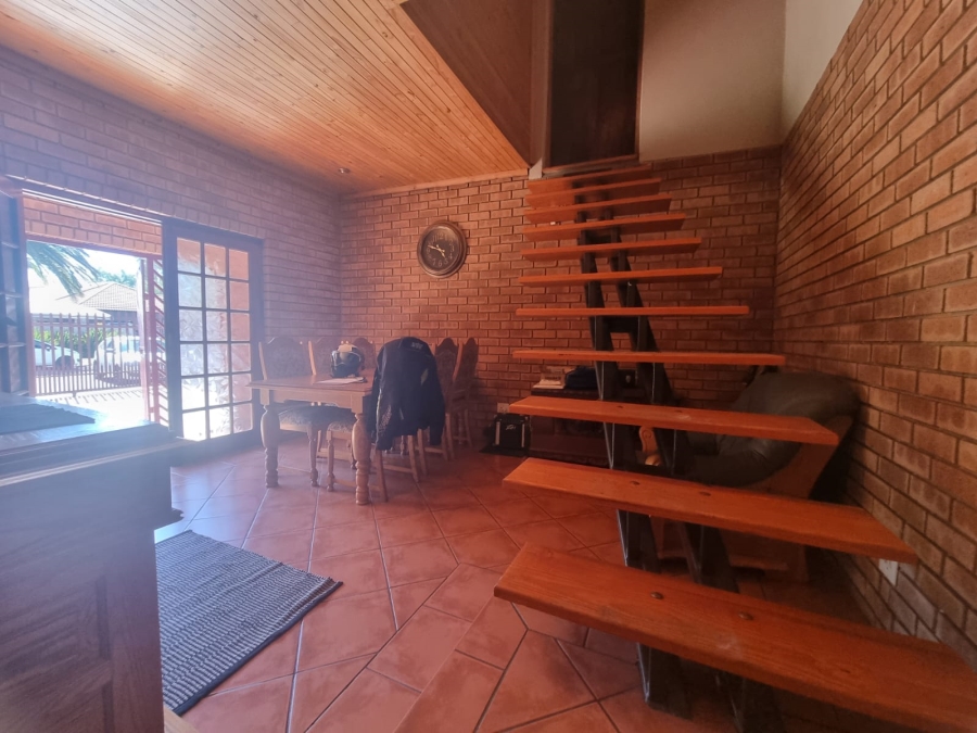 2 Bedroom Property for Sale in Vanderbijlpark SE 4 Gauteng