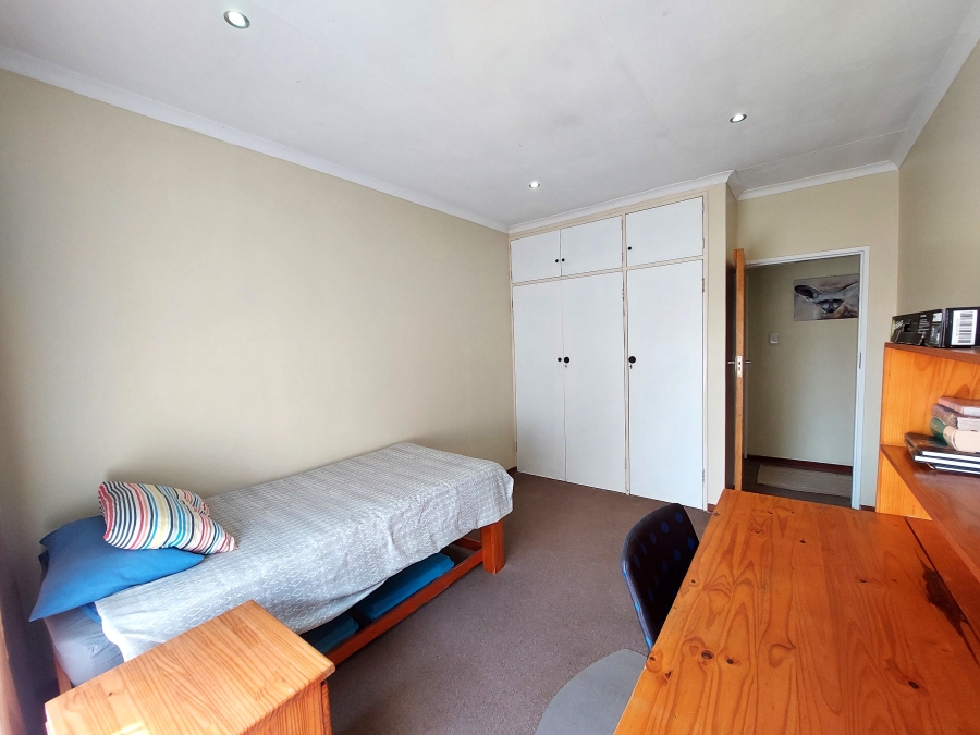 5 Bedroom Property for Sale in Erasmusrand Gauteng