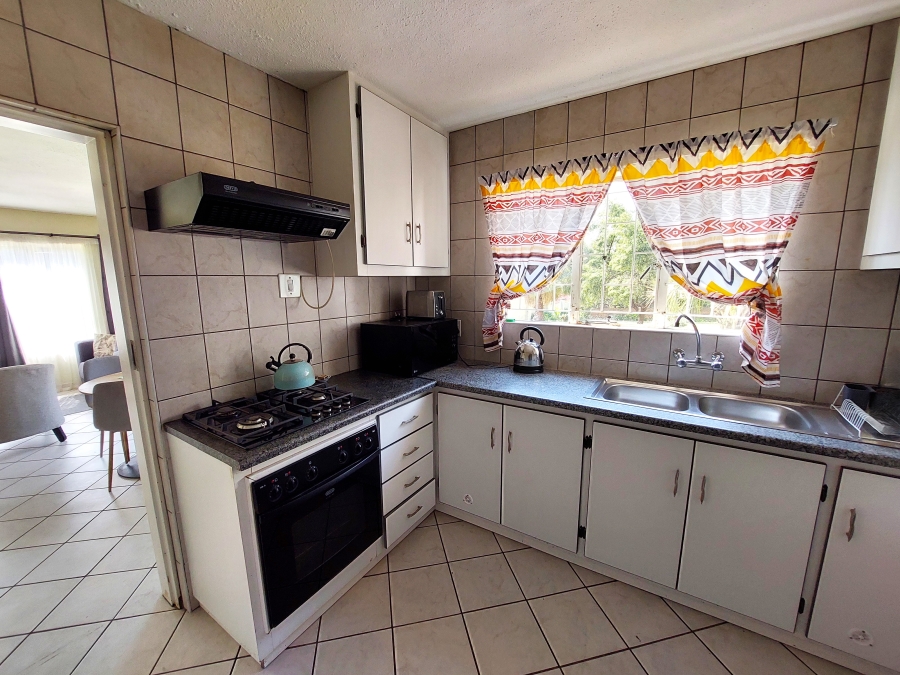 5 Bedroom Property for Sale in Erasmusrand Gauteng